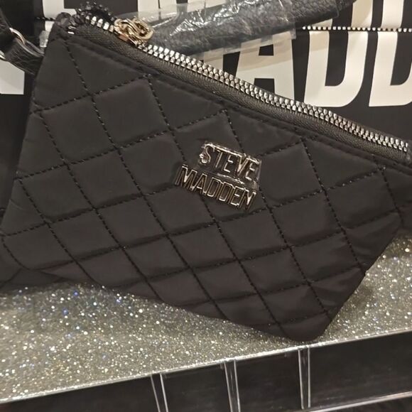 Steve Madden BSasha 3-PC Tote & Cosmetic Bag Set - Picture 9 of 15